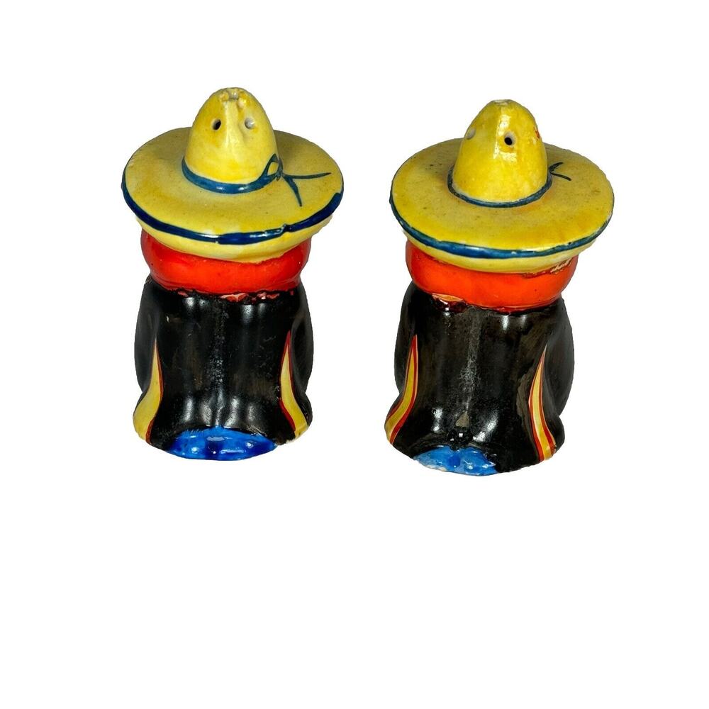 Vintage, Sleeping Mexican Paesano Salt & Pepper Shakers. Made In Japan, B01